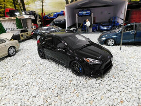 model auta Ford Focus RS Mk3 čierna farba Otto mobile 1:18 - 1