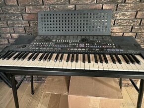 Yamaha klavesy - 1