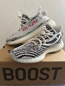 Adidas Yeezy boost 350 V2 Zebra