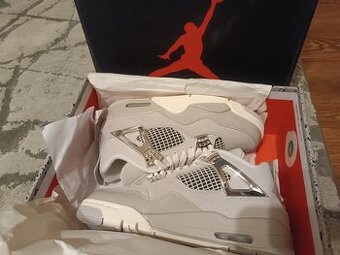 Jordan 4 frozen moments tenisky - 1