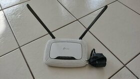 Router TP-Link TL-WR841N