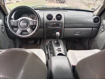 Jeep Cherokee KJ 2006 180 000km