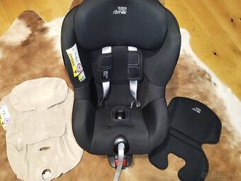 Britax Römer Dualfix M-size