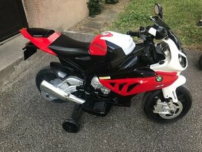 Detská elektrická motorka 12V BMW S1000 RR čierno-červená