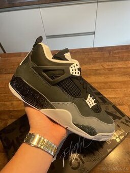 Air Jordan 4 Fear 43