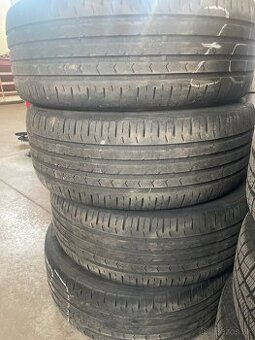 205/60 R15