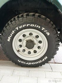 Goodrich Mud Terrain T/A 215/75 R15 100/97Q