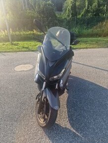 Yamaha X-max 400