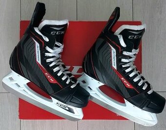 Predám Hokejové korčule CCM Jetspeed 250 SR