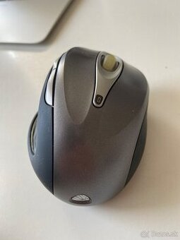 Ergonomická vertikálna myš Microsoft Natural Laser 6000