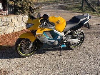 Honda CBR 600F4