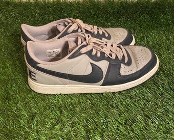 Nike 44,5(28,5cm)