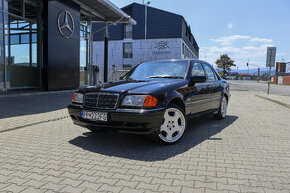 Mercedes-Benz C200 W202 - 1