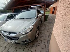 Hyundai ix35  2.0 CRDI 4X4 - 1