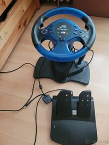 Volant s pedalmi na PC a PS2 TRACER