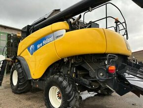 New Holland CR 9080  zaci lista 7,30Vario rok  2008.