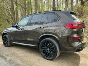 BMW X5 Xdrive 40i, M packet, kúpené v SR, individual