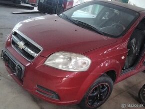 Chevrolet Aveo 1.4 2009 predám KAPOTU, PREVODOVKA, DVERE, NÁ