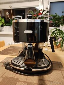 Kávovar DeLonghi