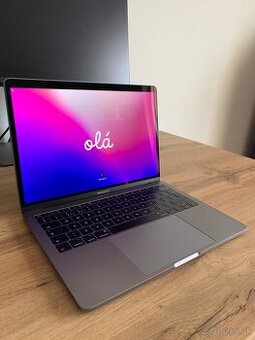 Macbook Pro 13-inch 2016 (500GB SSD, 8GB RAM)