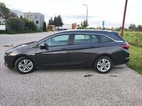 Opel Astra SPORTS TOURER+ 1.6