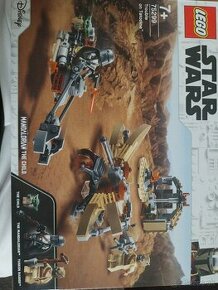 Lego Mandalorian The Child Trouble onTatooine