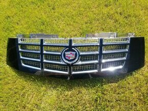 Grill cadillac escalade +novy emblem znak