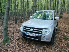 Mitsubishi Pajero 3.2 DiD 147KW AT/5 4x4 Uzávierka - 1