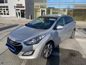 Hyundai i30 CW, 94 kW, 6-st. manuál