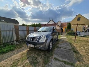 Ssangyong Rexton 2