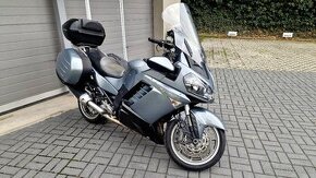 Kawasaki GTR 1400 2008