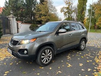 Prodam Kia Sorento 2.2CRDI 4x4 najeto pouze 160tis.km