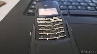 Nokia 8910i