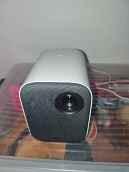 Xiaomi Mi Smartprojector 2 - 1