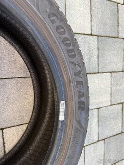 Zimné pneumatiky Goodyear UltraGrip Performance+ 225/45 R18