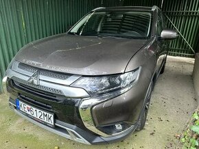 Mitsubishi Outlander2,0 automat 7 miest