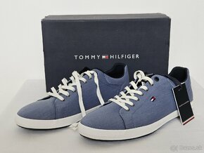 Nové Tommy Hilfiger tenisky 42