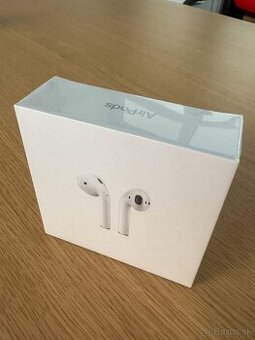 Na predaj Apple AirPods (úplne nové, nerozbalené)