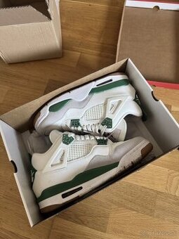 Jordan 4 pinr green