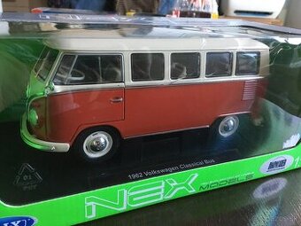 VW T1 Samba bus 1:18, Welly, TOP stav - zabalené - 1