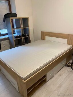 Posteľ 145x200 King Size Bed s matracom a dvomi suflikmi