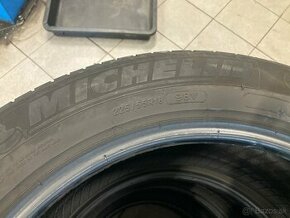 225/55r18 michelin letne