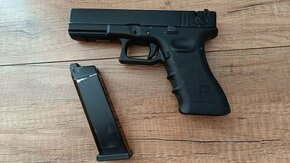 Glock 18C WE + náhradný zásobník + púzdro.