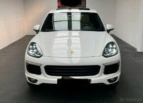 Porsche Cayenne 3.0 V6 (262HP) - 1