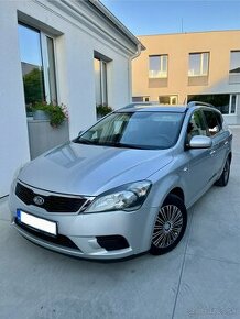 KIA Ceed sporty wagon 1.6 crdi 85kw 2012