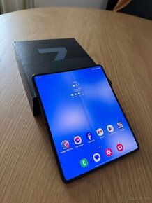 Samsung galaxy z fold 3