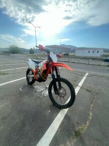 Predám Ktm sxf 350 model 2022”