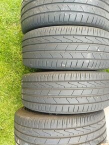 Hankook 215/45r17 letne pneumatiky