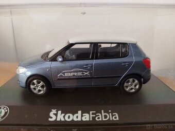 Predám modely škoda 1203 a ine 1:43.