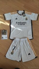 Nový dres Real Madrid - Vini jr